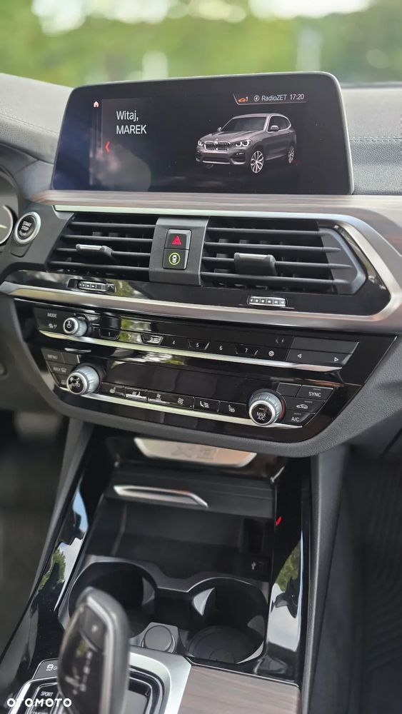 BMW X3 xDrive20d Luxury Line - 10