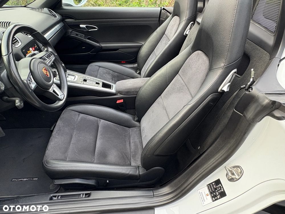 Porsche 718 Boxster PDK - 18