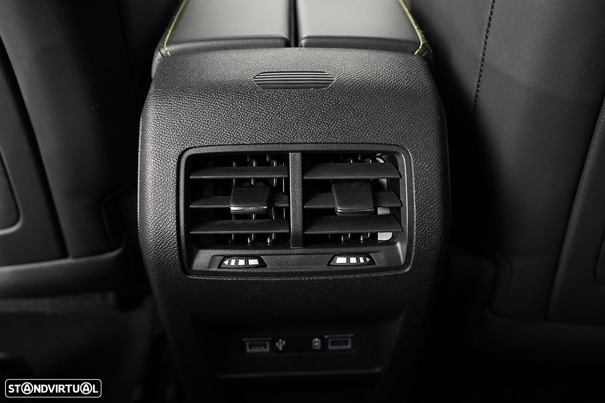 Peugeot 308 SW 1.5 BlueHDi GT EAT8 - 25