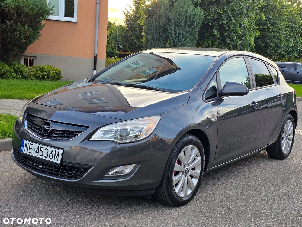 Opel Astra 1.4 Essentia - 4