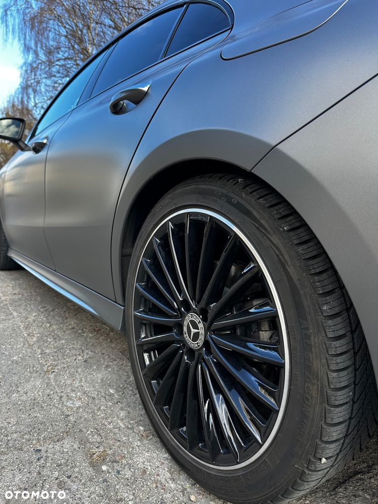 Mercedes-Benz CLA 200 AMG Line 7G-DCT - 11