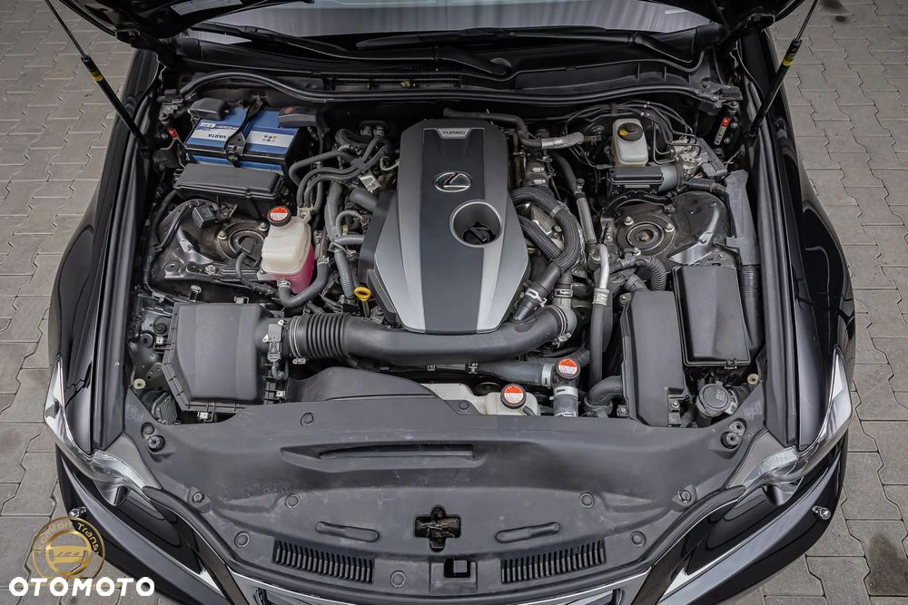 Lexus IS 200t Elite - 34