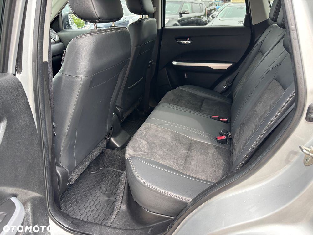 Suzuki Vitara 1.6 DDiS (4x4) Allgrip Comfort - 16