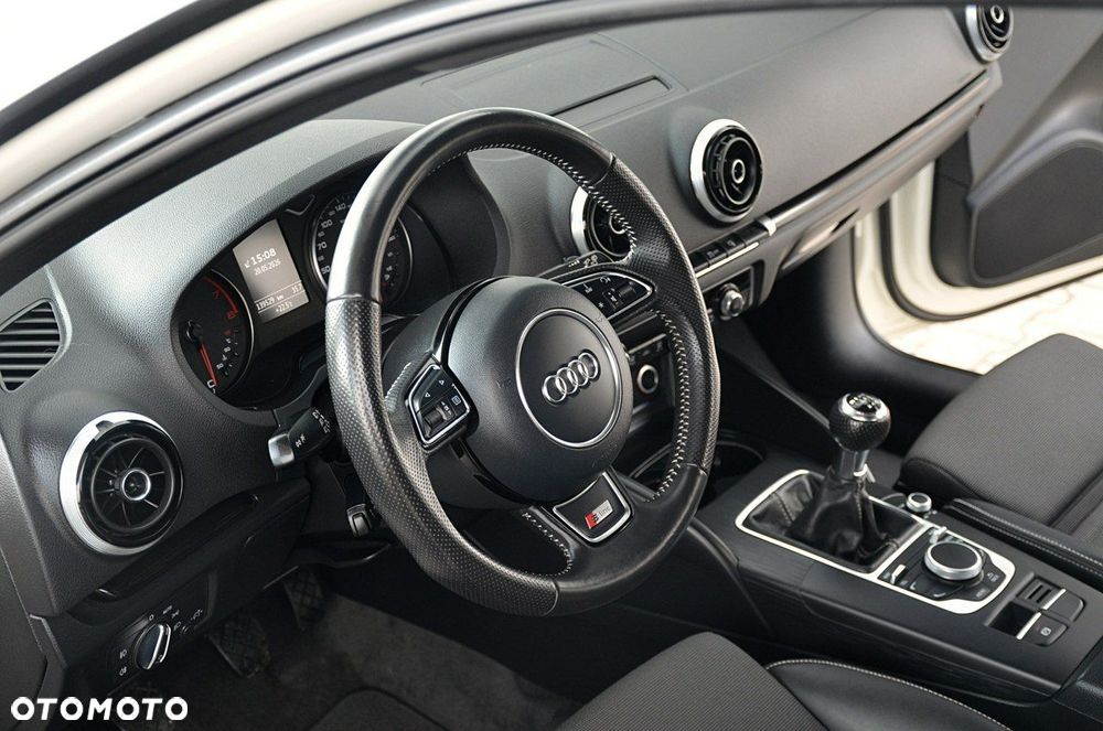 Audi A3 Sportback - 12