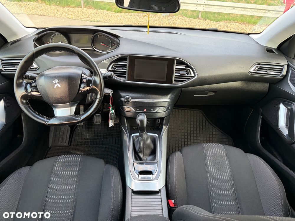 Peugeot 308 1.6 BlueHDi Active S&S - 10