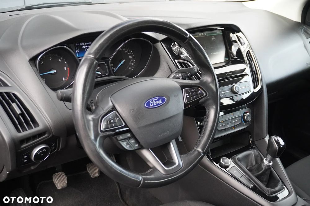 Ford Focus 1.5 TDCi Platinium X - 18
