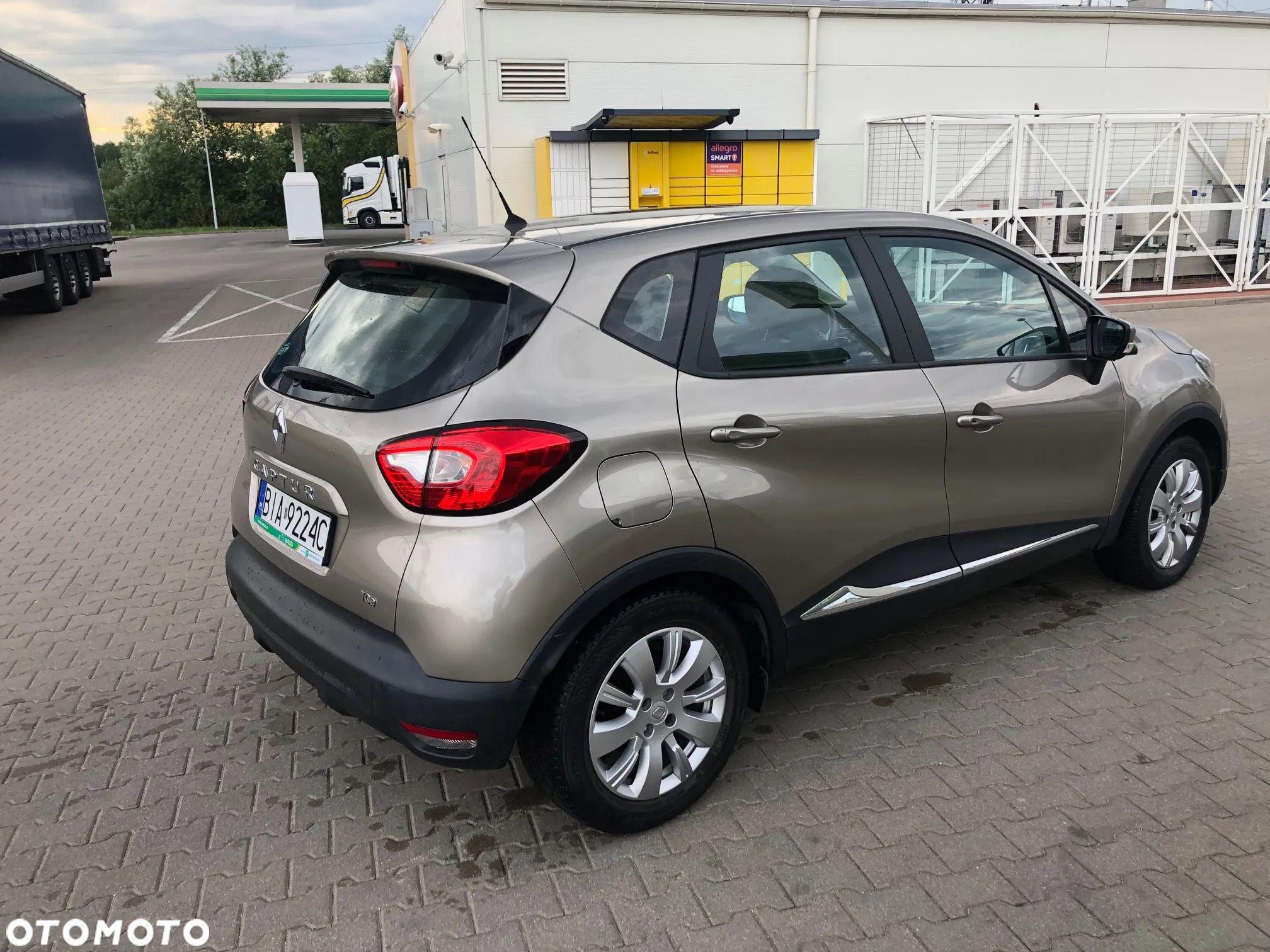 Renault Captur ENERGY TCe 120 EDC Dynamique - 4