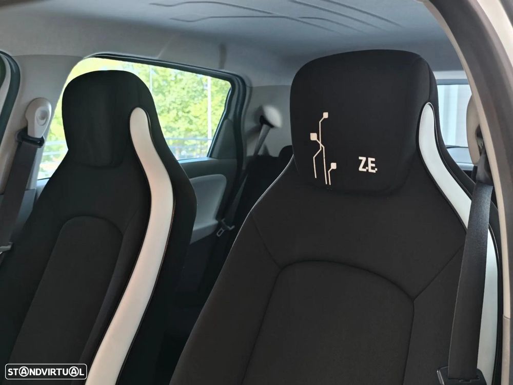 Renault Zoe (c/ Bateria) 22 kwh Life - 30