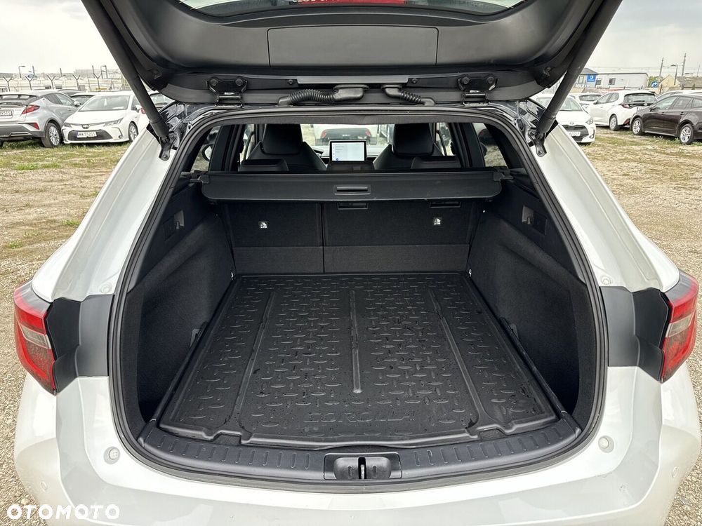Toyota Corolla - 14