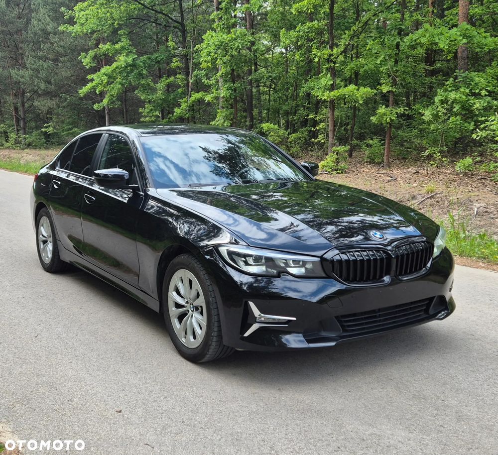 BMW Seria 3 318i - 19