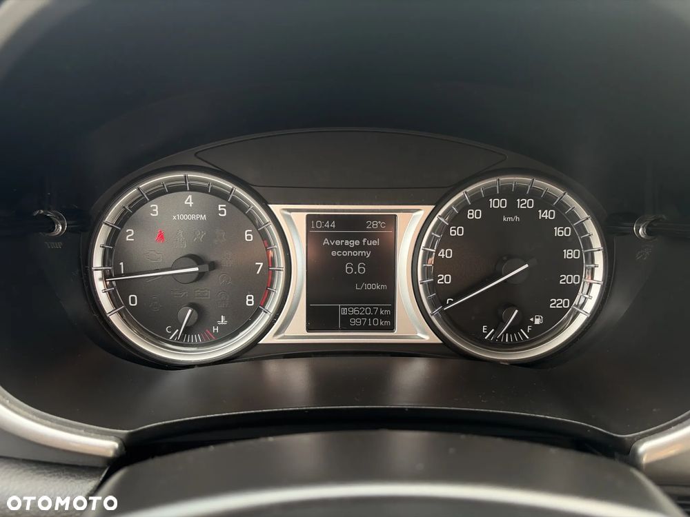 Suzuki Vitara 1.6 Premium 2WD - 14