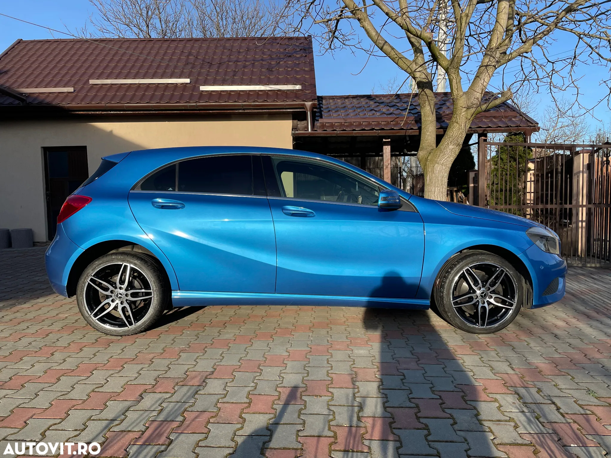Mercedes-Benz A 180 - 30