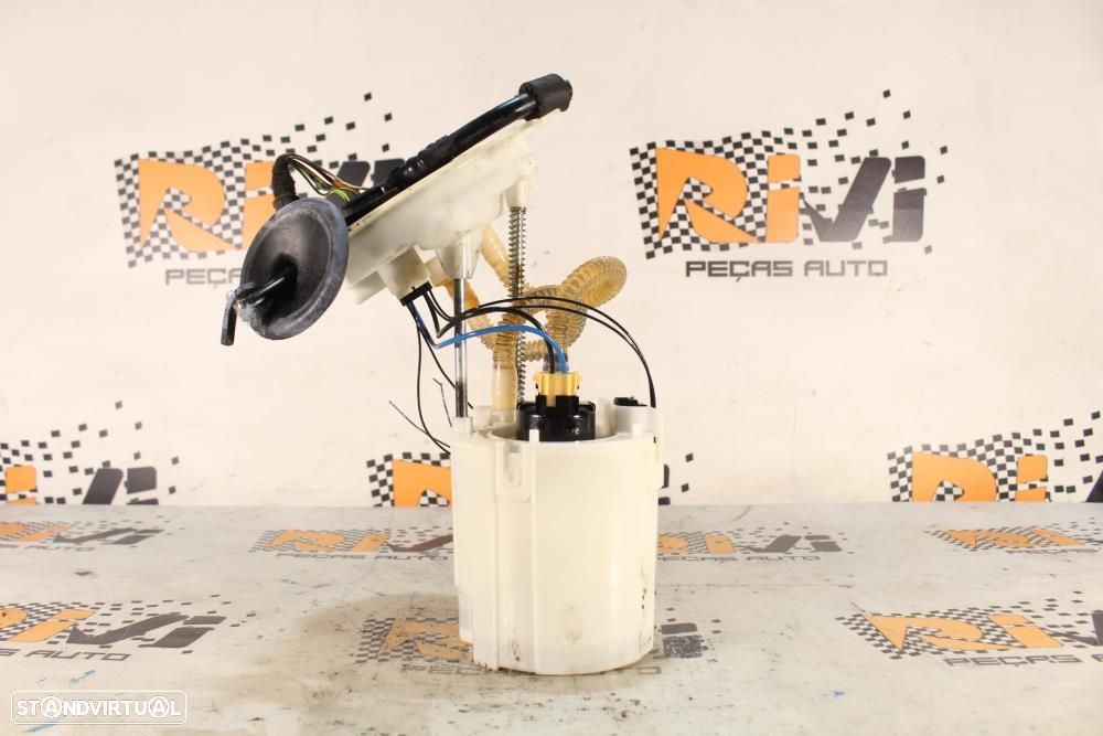 Boia / Bomba De Combustível Bmw 1 (F20)  16117243972 / 7243972 / 05802 - 4