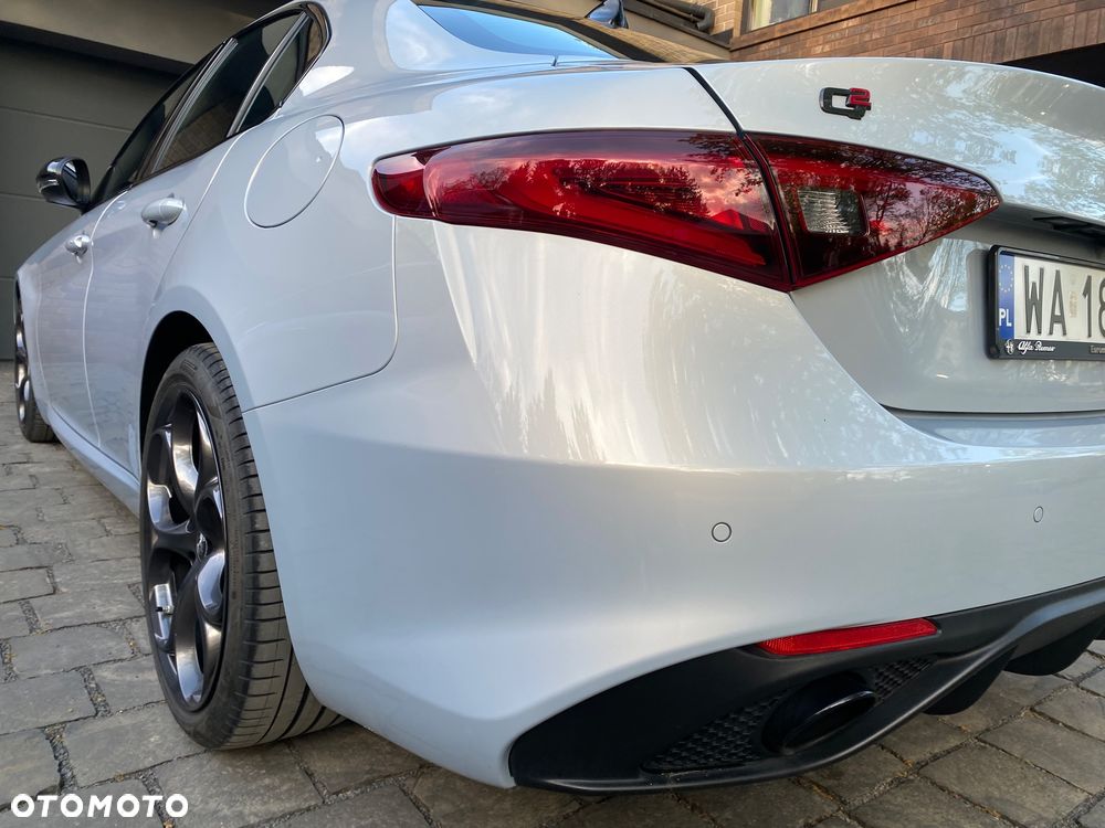 Alfa Romeo Giulia 2.0 Turbo Veloce - 23