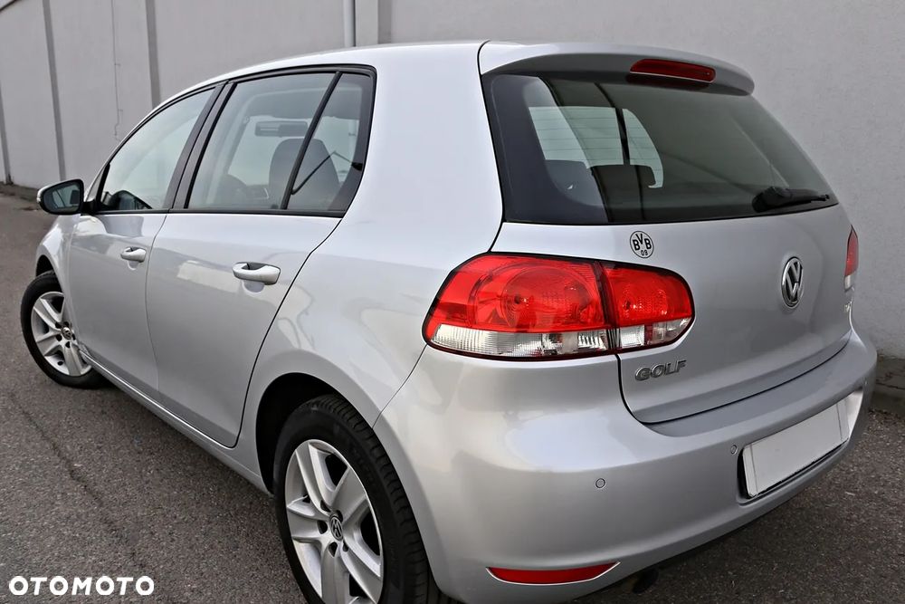 Volkswagen Golf 1.6 TDI DPF BlueMotion Technology Team - 24
