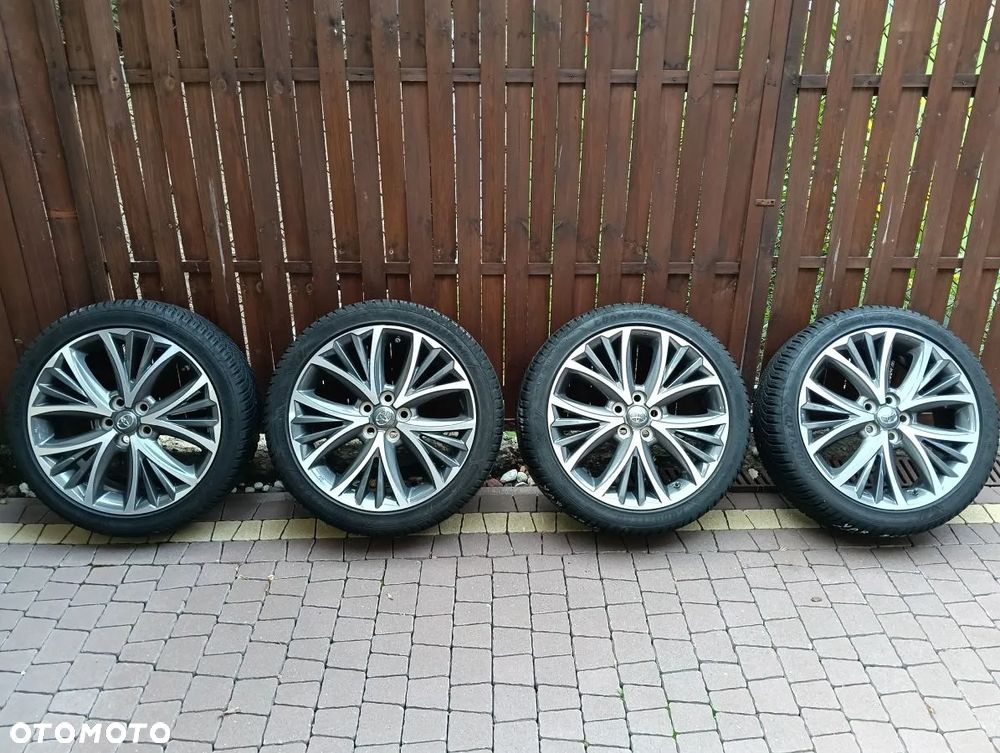 TOYOTA YARIS 19-24r Koła z Oponami Zimowymi 205/45 R17 GOGDYEAR 21/22r - 1