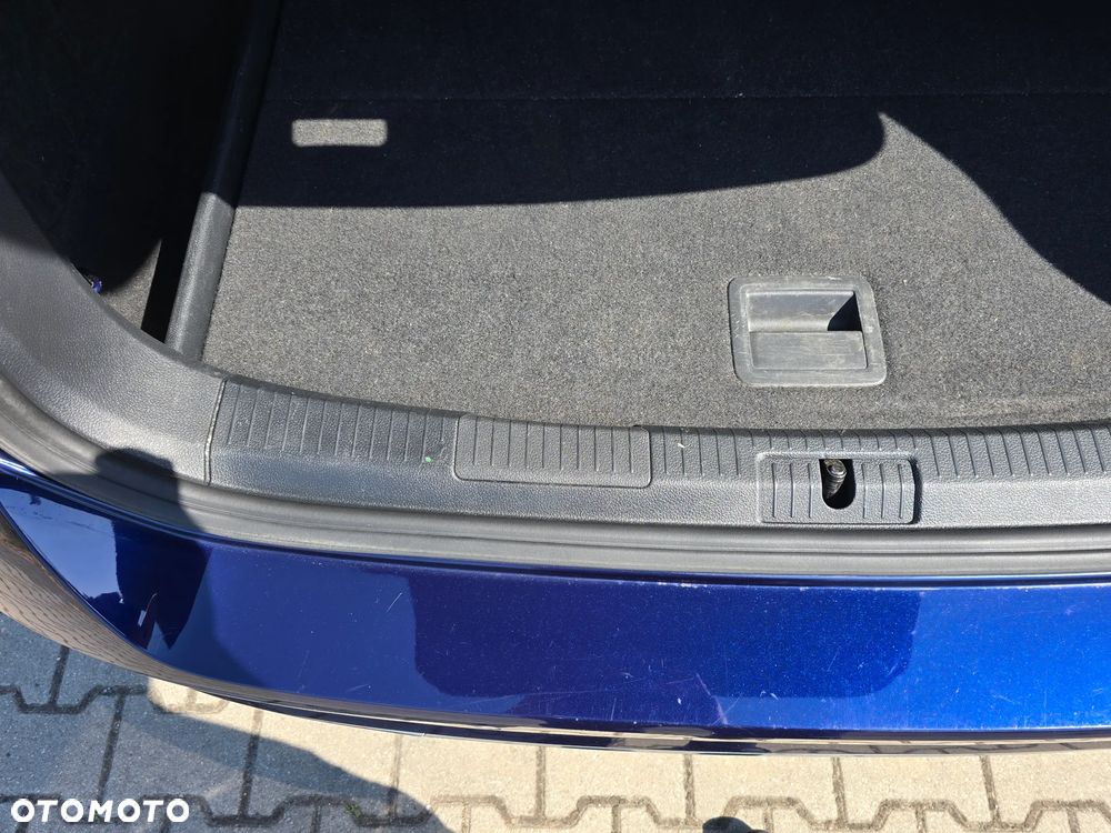 Volkswagen Golf Variant 2.0 TDI SCR DSG IQ.DRIVE - 16