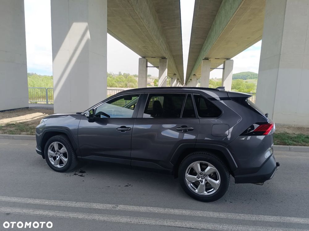 Toyota RAV4 - 26