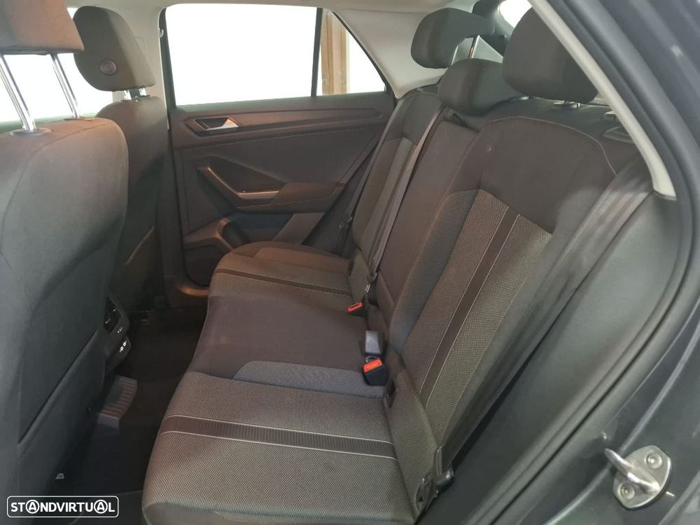 VW T-Roc 1.0 TSI Urban - 14