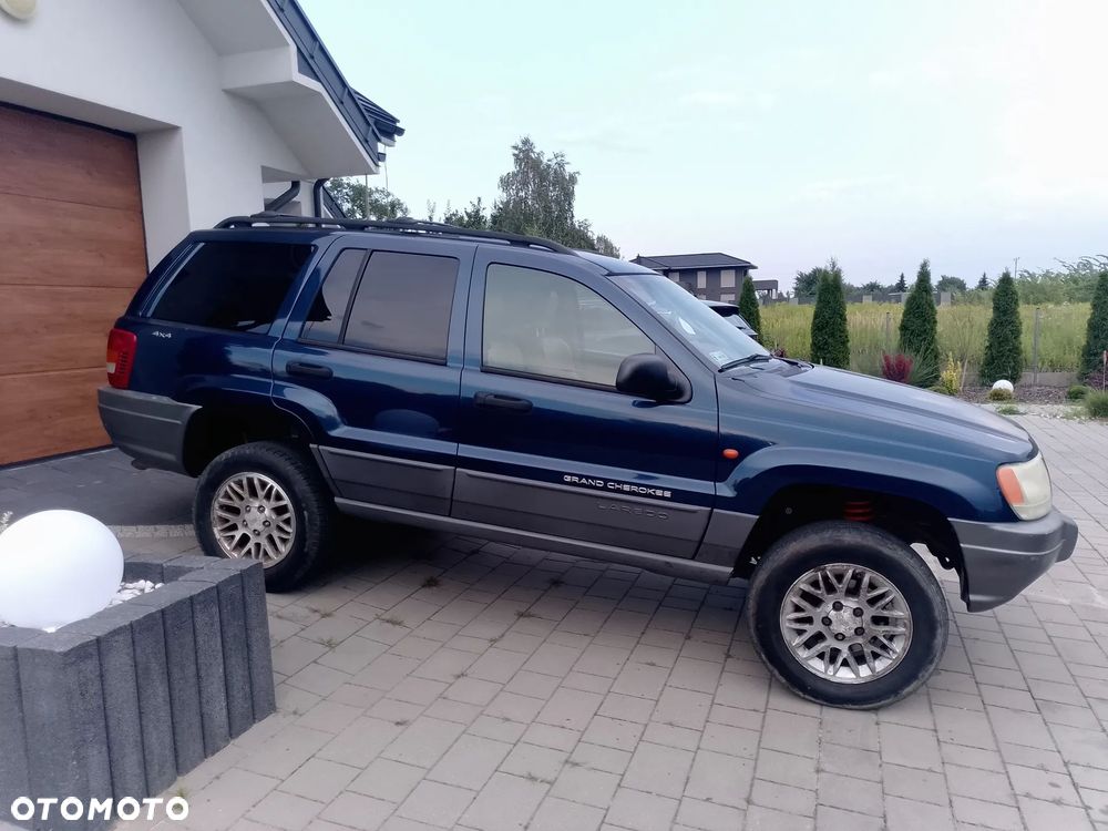 Jeep Grand Cherokee - 1