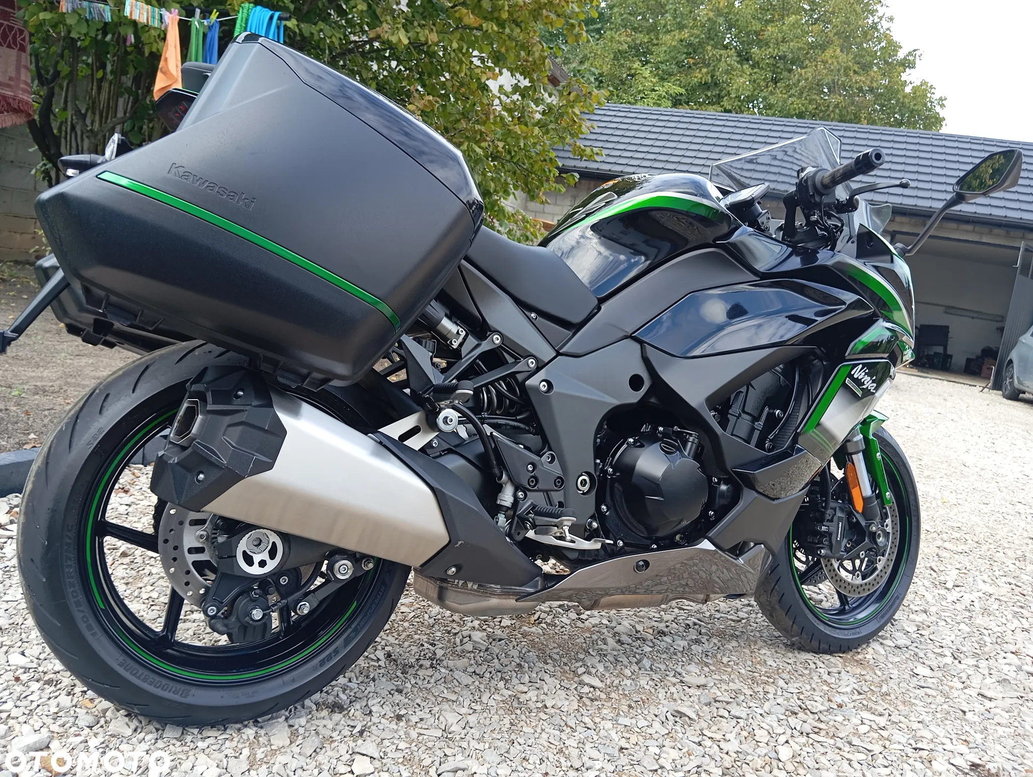 Kawasaki Ninja 1000 SX - 12