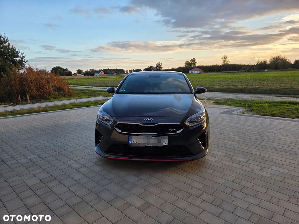 Kia ProCeed - 8