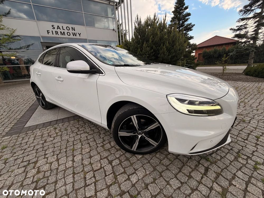 Volvo V40 - 2