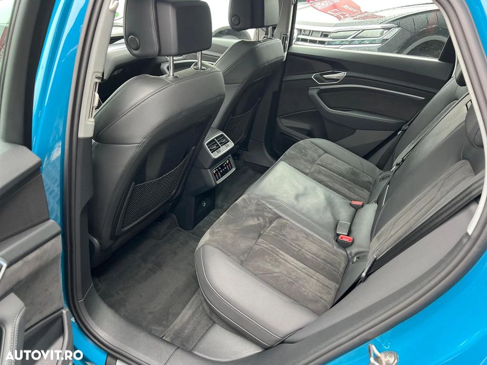 Audi e-tron 55 quattro S-Line - 16