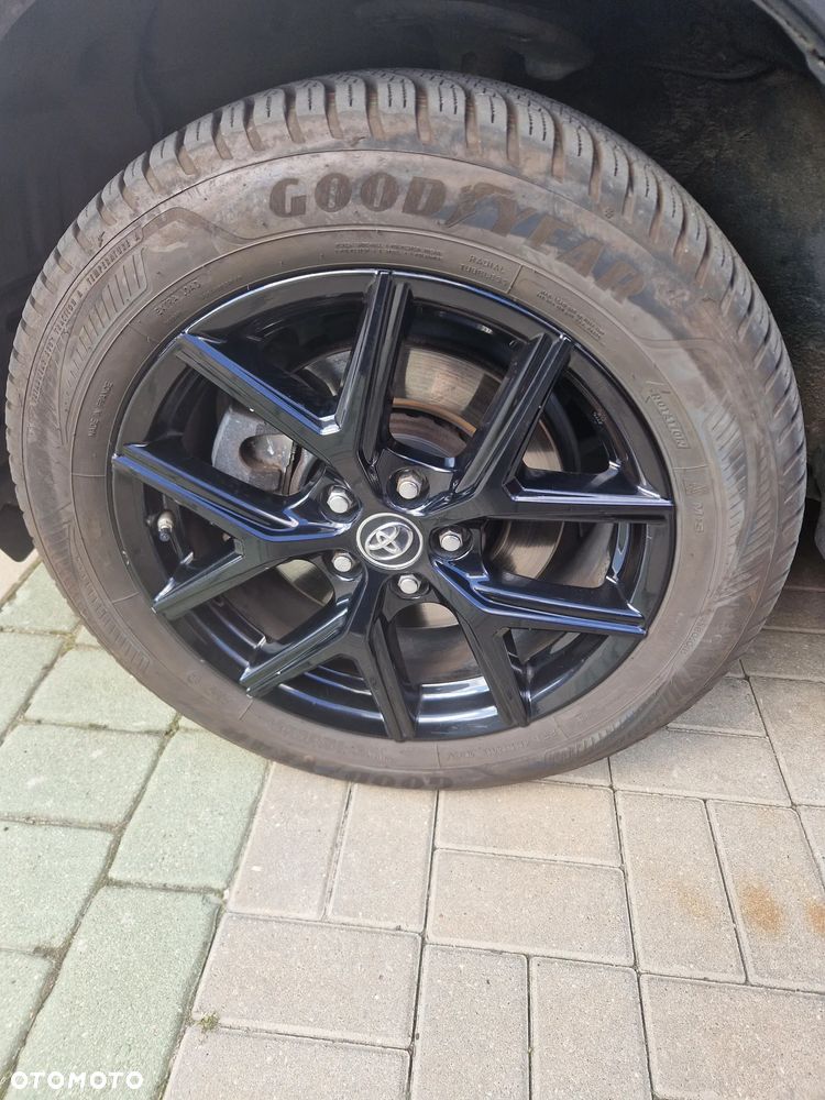 Toyota RAV4 Hybrid Style 4x2 - 8