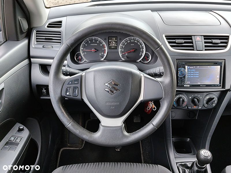 Suzuki Swift 1.2 BlackWhite - 8