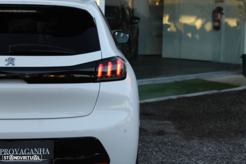 Peugeot 208 1.2 PureTech Allure Pack EAT8 - 38