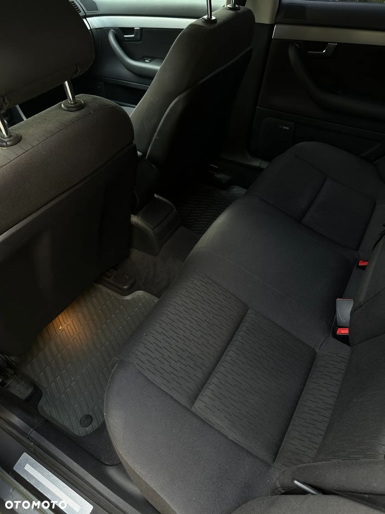 Audi A4 Avant 1.8T Quattro - 16