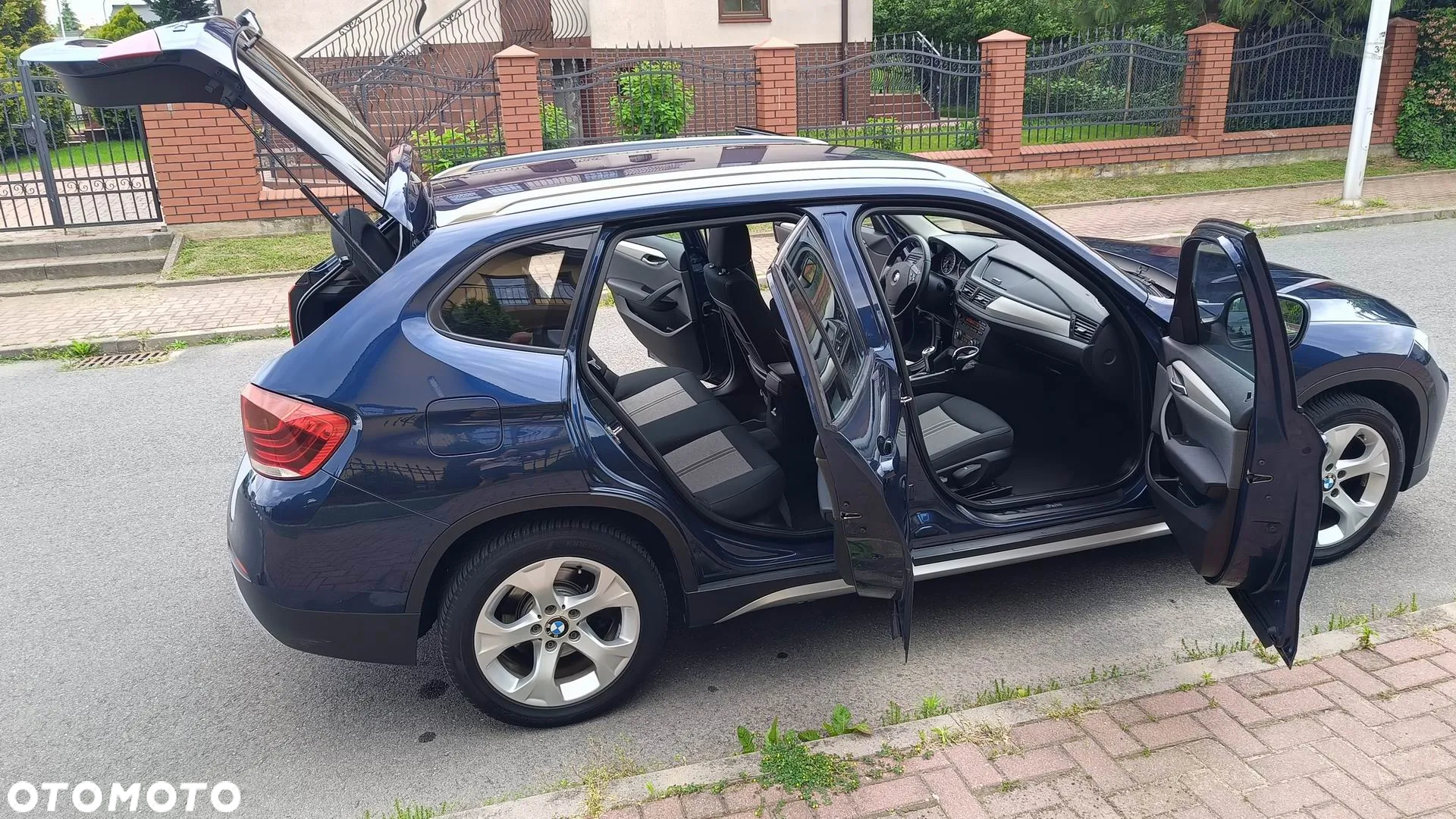 BMW X1 xDrive20i Sport Line - 13