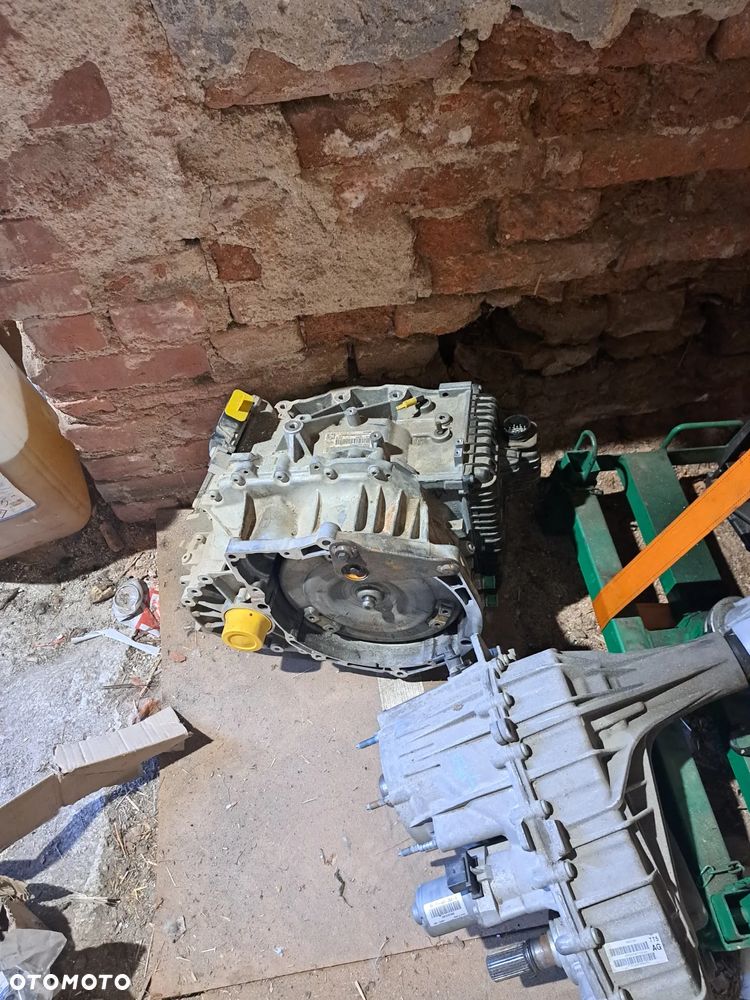 Skrzynie skrzynia biegów Automat Dodge Ram V 1500 5.7 68269509AA Durango Jeep Grand Cherokee WK2 6.2 68305283AC Jeep Compass II Jeep Renegade 68311994BA Do regeneracji na części - 9