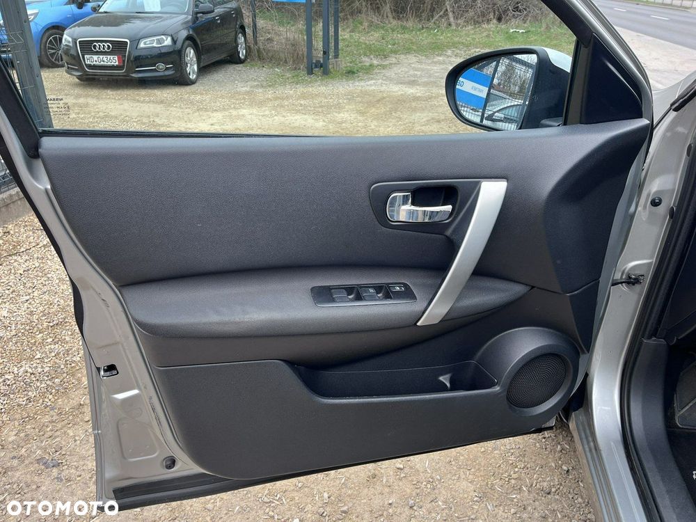 Nissan Qashqai+2 2.0 dCi 4x4 Acenta EU5 - 21