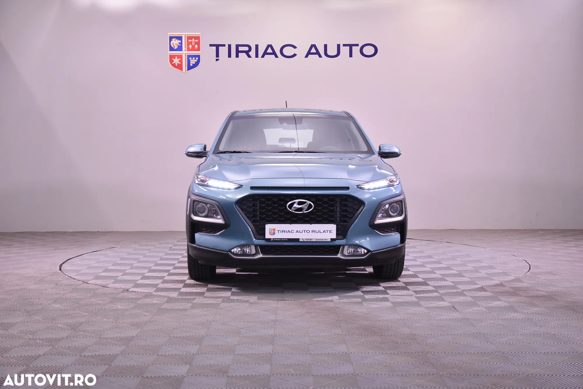 Hyundai KONA - 8