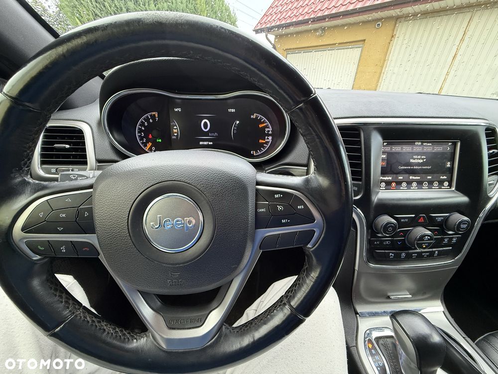 Jeep Cherokee - 8