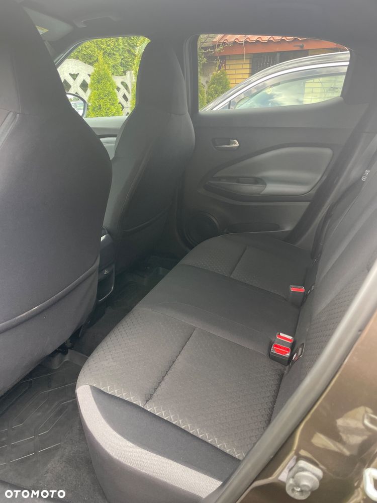 Nissan Juke 1.0 DIG-T N-Connecta DCT - 10