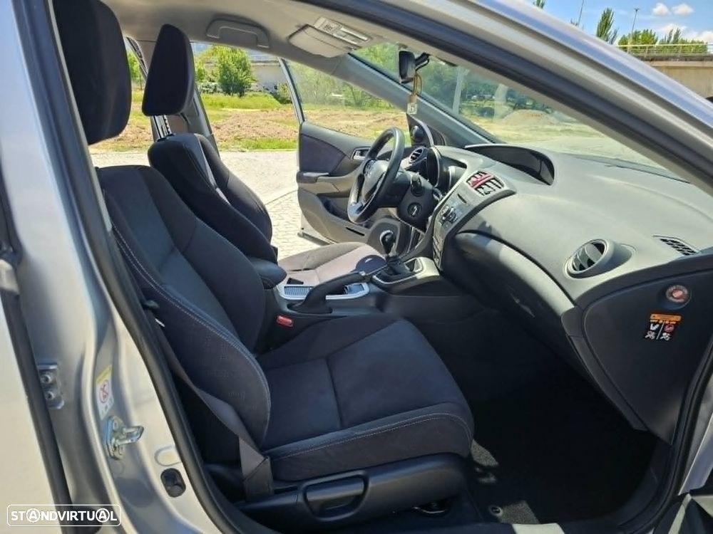 Honda Civic Tourer 1.6 i-DTEC Lifestyle - 18