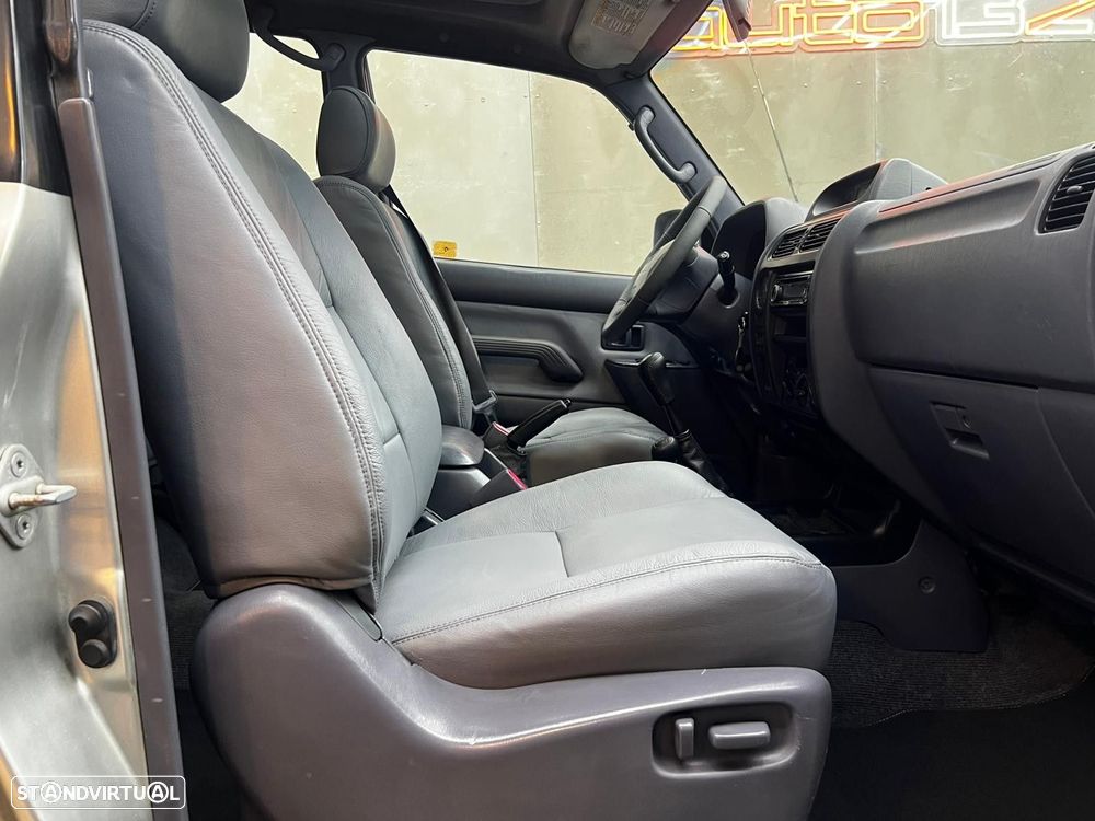 Toyota Land Cruiser 3.0 TD Pack 2 - 13