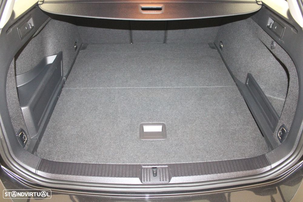 Volkswagen Passat Variant 1.4 TSI GTE Plug-in — fotografia 44
