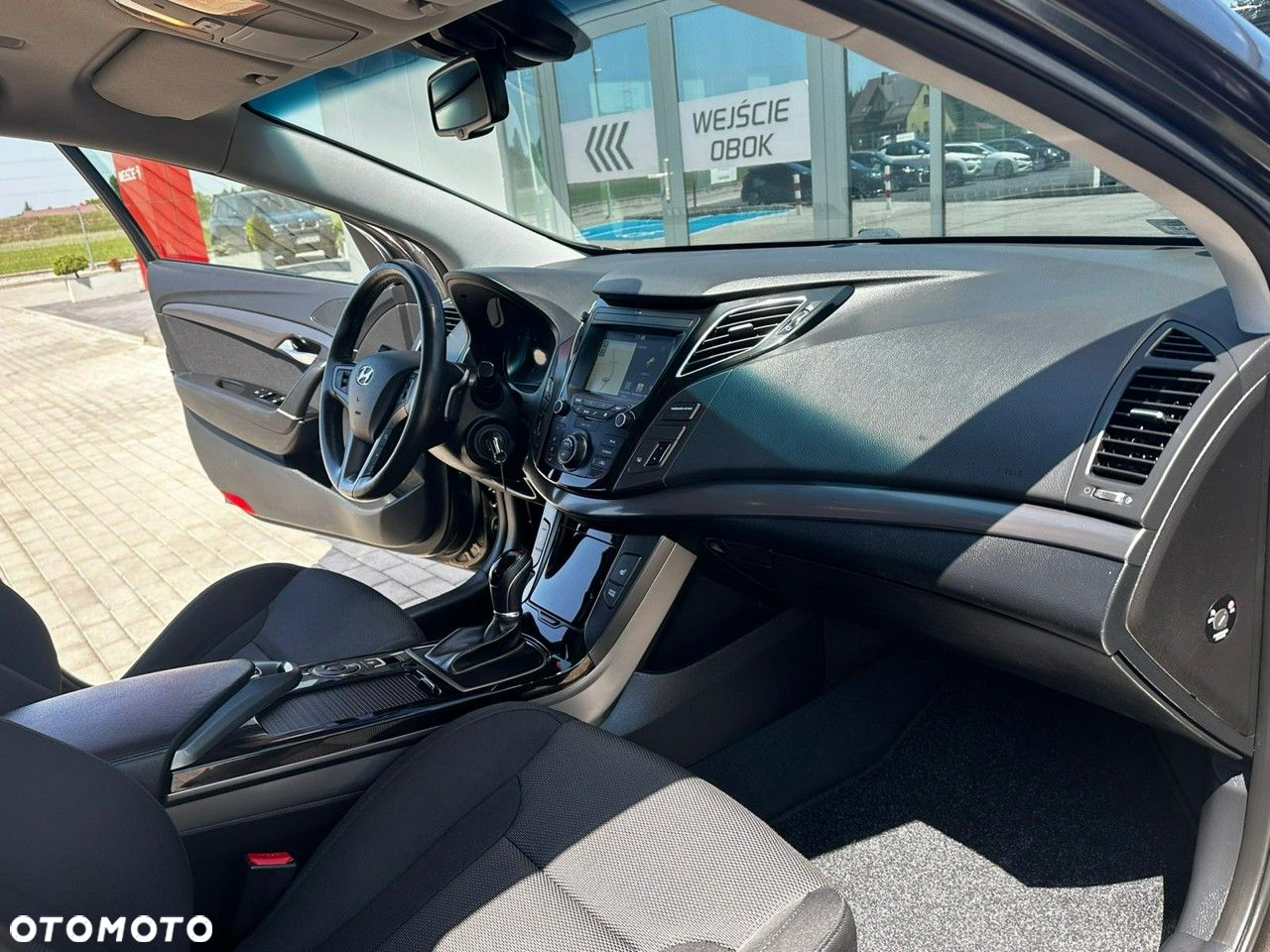 Hyundai i40 Kombi blue 1.7 CRDi DCT Premium - 16