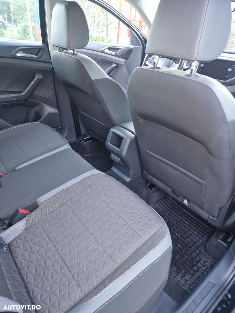 Volkswagen T-Cross - 19