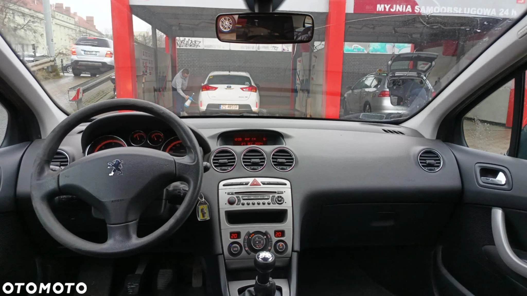 Peugeot 308 1.6 HDi Trendy - 12