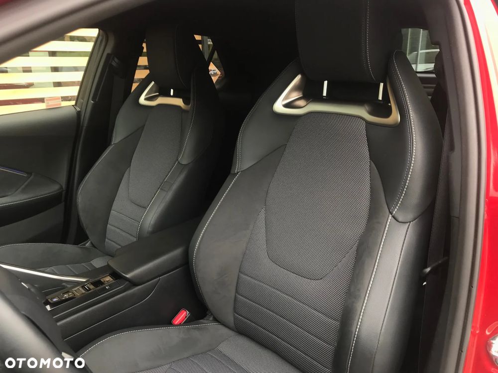 Toyota C-HR 1.8 Hybrid Executive - 34