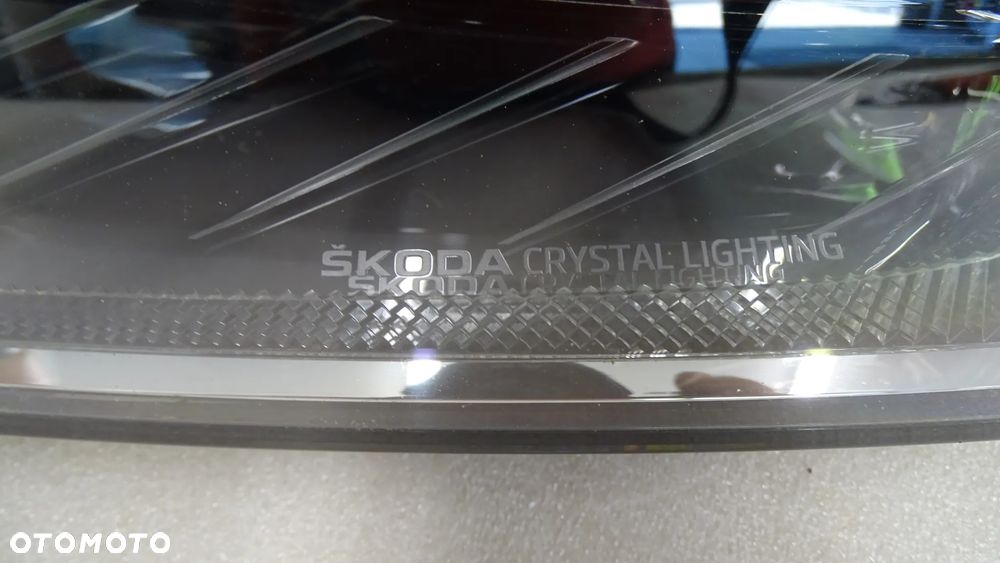 SKODA OCTAVIA IV 5E4 FULL LED - lampa przednia lewa - 4