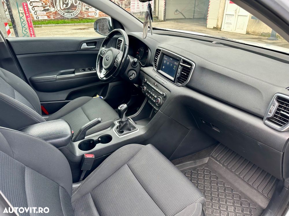 Kia Sportage 1.6 GDI 6MT 4x2 Plus - 11