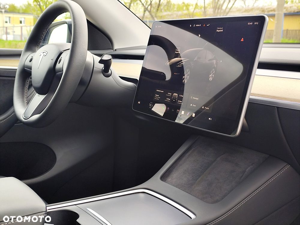 Tesla Model Y RWD - 11
