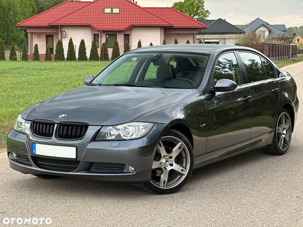 BMW Seria 3 318i - 12
