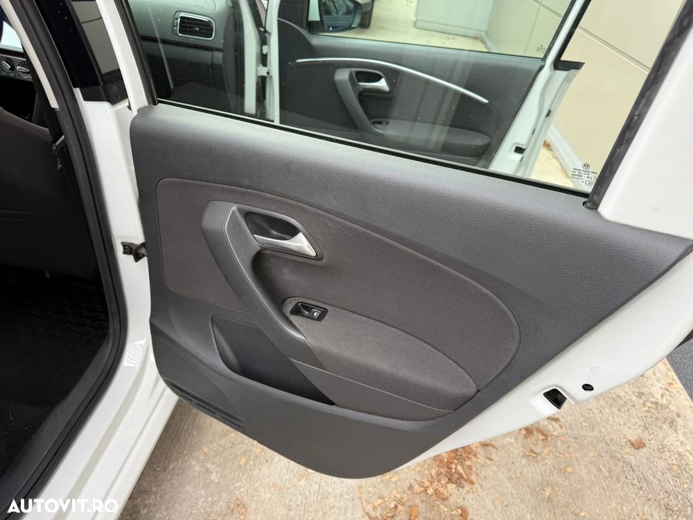 Volkswagen Polo 1.4 TDI CR Comfortline - 16